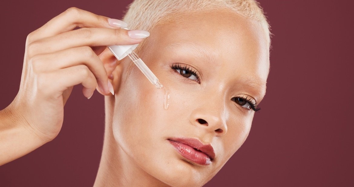 Saiba como incluir produtos com ácido hialurônico na rotina de skincare